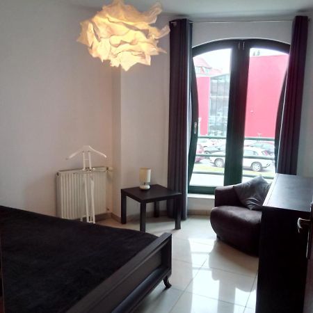 Apartamenty Krzywe Okna Zielona Gora  Luaran gambar