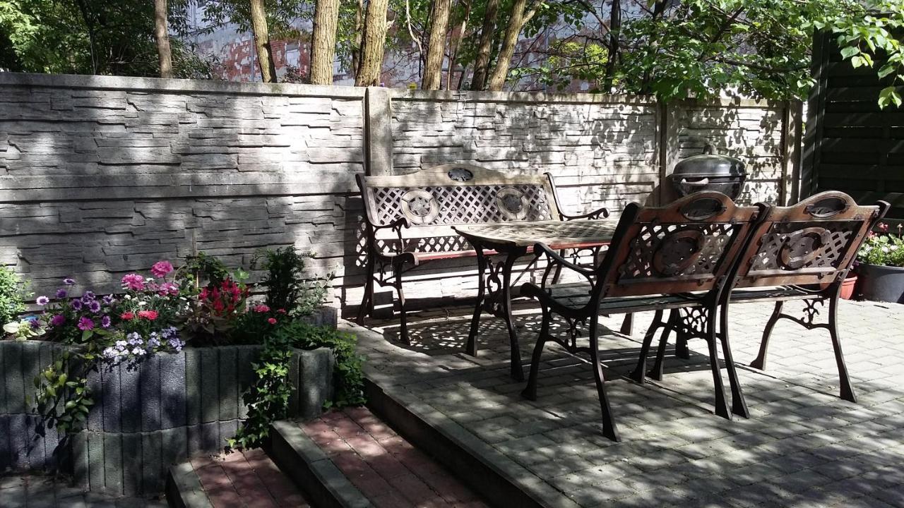 Apartamenty Krzywe Okna Zielona Gora  Luaran gambar